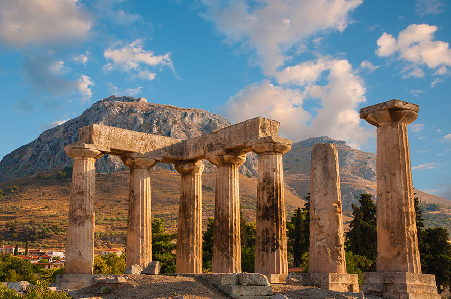 Corinto - Atenas - Peregrina Turismo