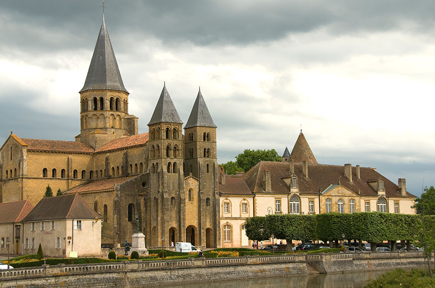 Santuário do Sagrado Coração de Jesus - França - Peregrina Turismo