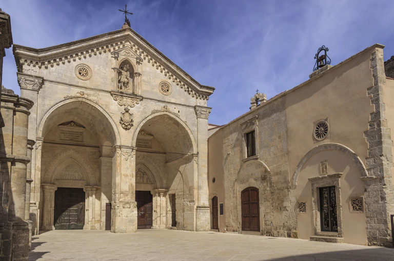 Monte Santo Angelo - Peregrina Turismo